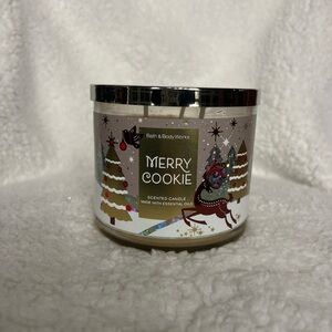 Bath & Body Works 3-Wick Merry Cookie Scented Candle with Festive Design